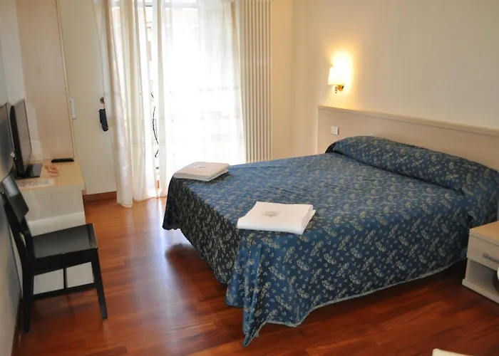 Karina Guest house *